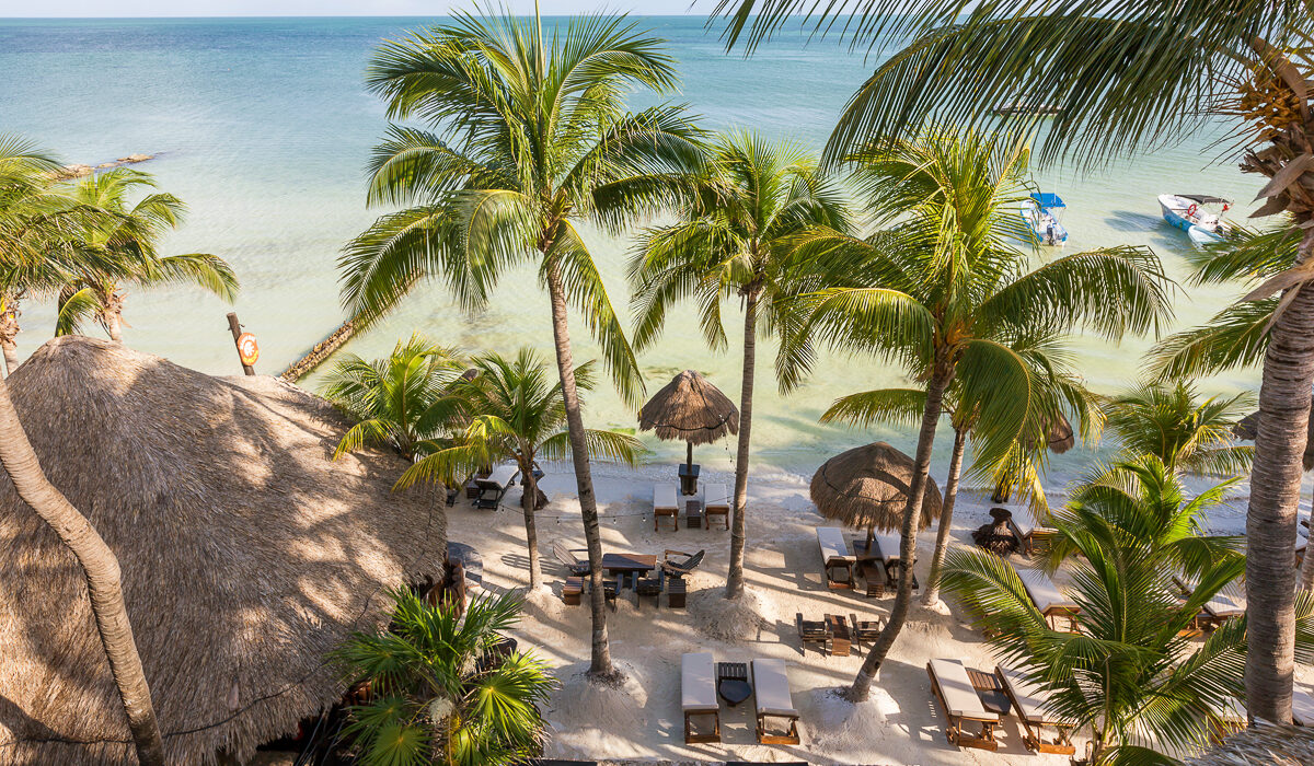 Beachfront Hotel La Palapa Holbox