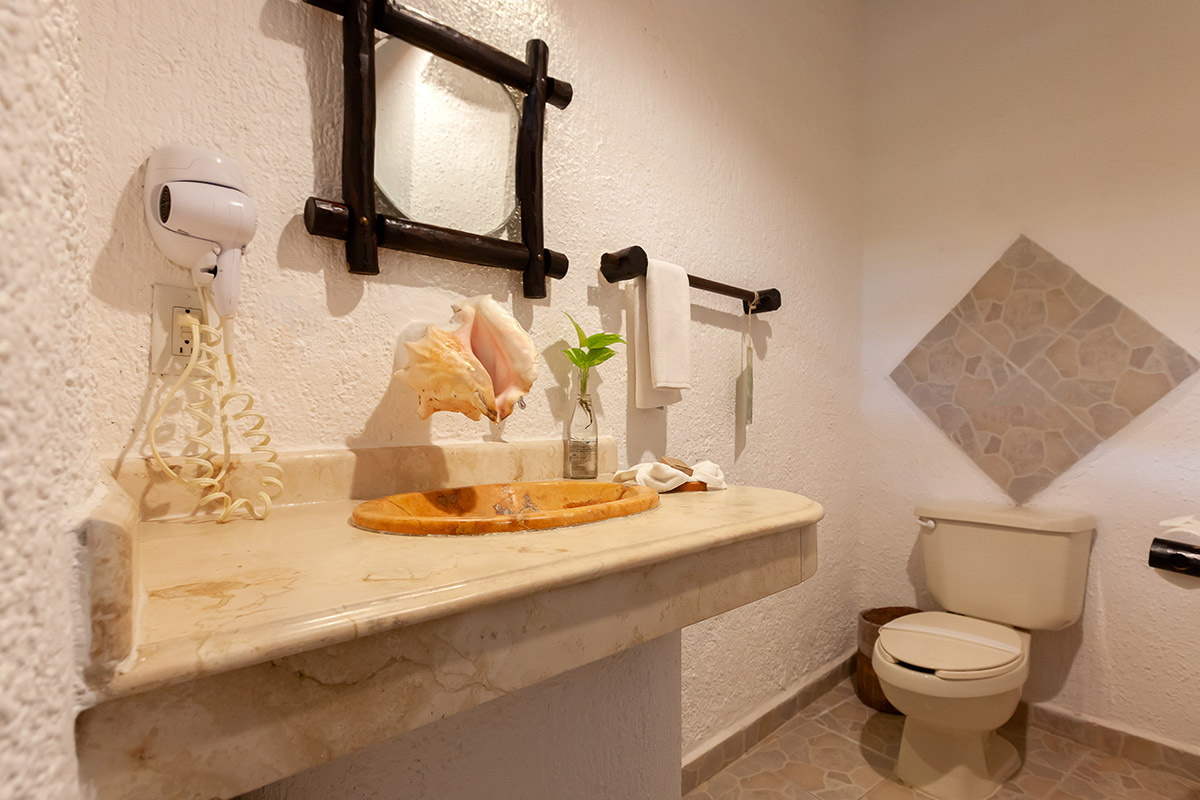 Private Bathroom - Hotel La Palapa Holbox